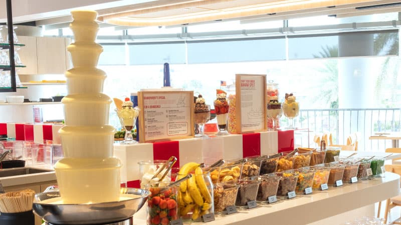 Dessert counter at Swensen’s Unlimited VivoCity