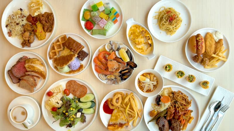 A buffet spread at Swensen’s Unlimited VivoCity